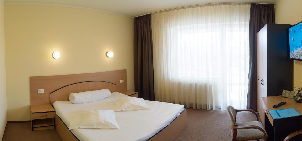 Hôtel Vila Rosa 2 à Cluj-Napoca Extérieur photo