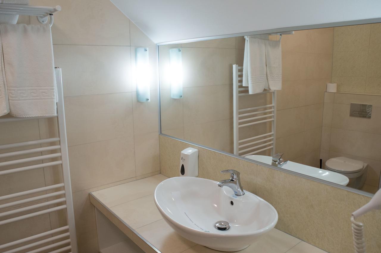 Hôtel Vila Rosa 2 à Cluj-Napoca Extérieur photo