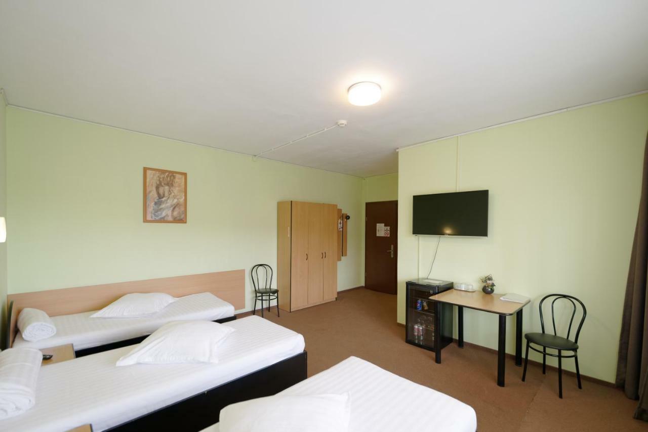 Hôtel Vila Rosa 2 à Cluj-Napoca Extérieur photo