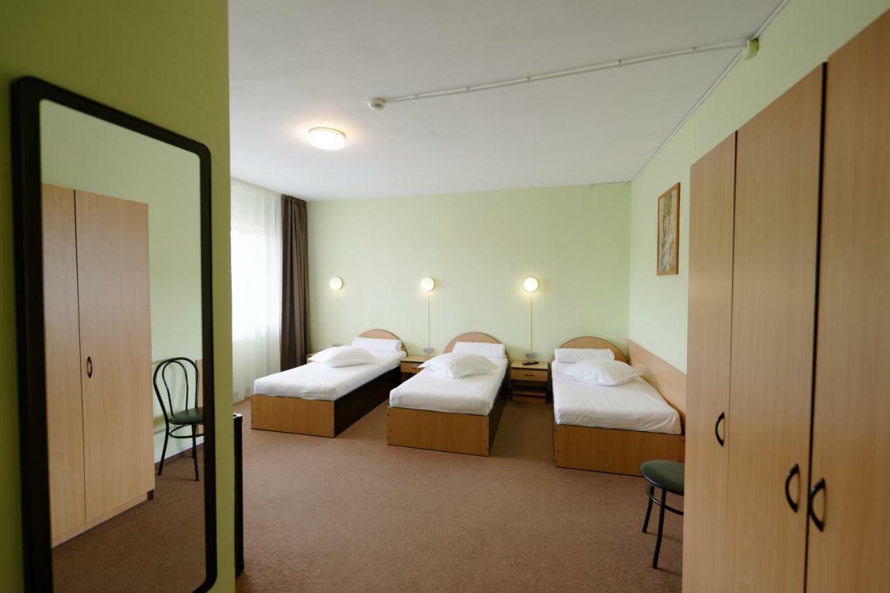 Hôtel Vila Rosa 2 à Cluj-Napoca Extérieur photo